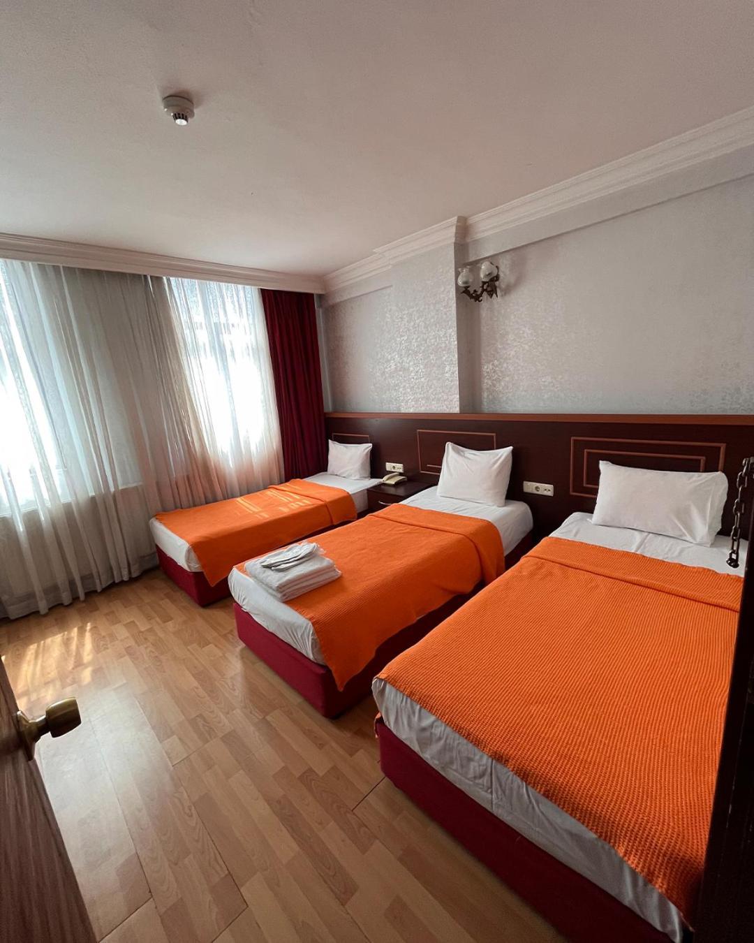 Red White Hotel Istambul Exterior foto
