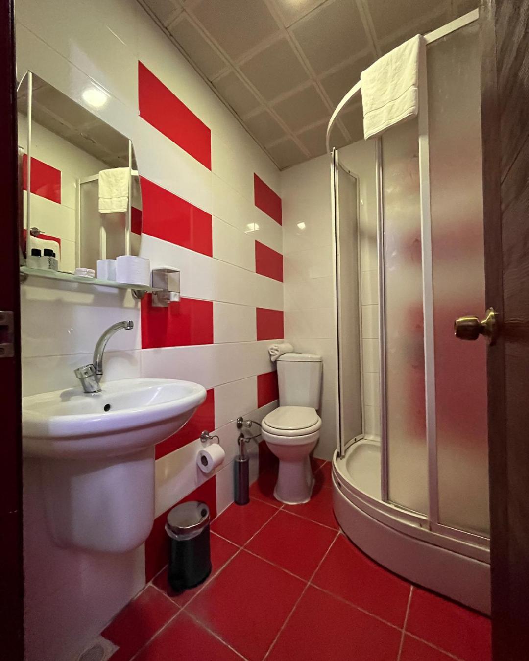 Red White Hotel Istambul Exterior foto