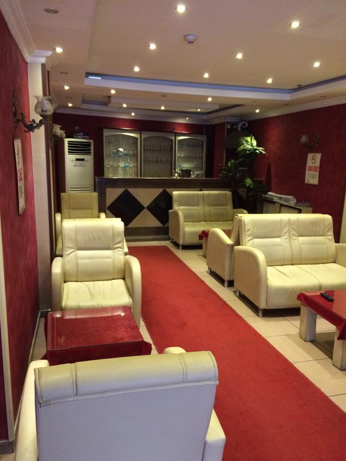 Red White Hotel Istambul Exterior foto